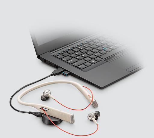plantronics voyager 6200 UC con usb Plantronics voyager 6200 uc collegata usb